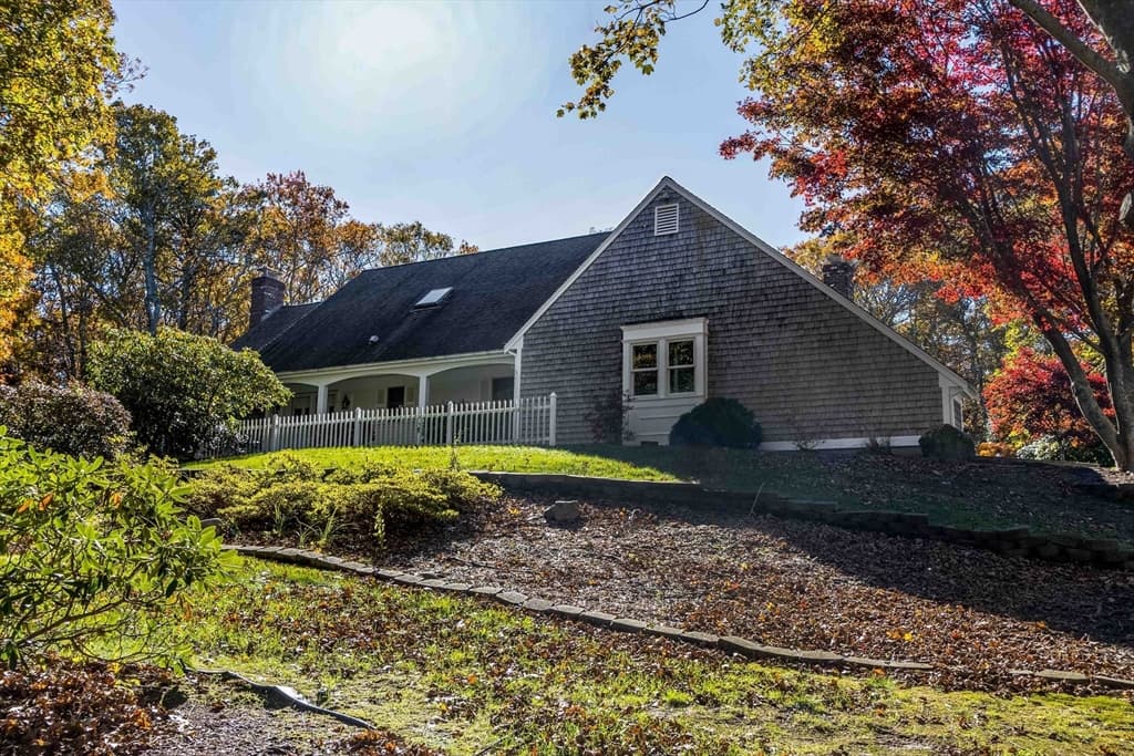 65 Oakmont Rd, Barnstable MA 02675 photo 2