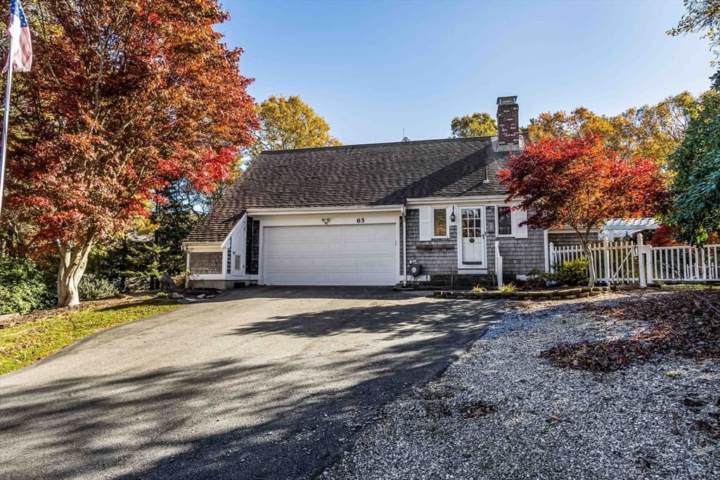 65 Oakmont Rd, Barnstable MA 02675