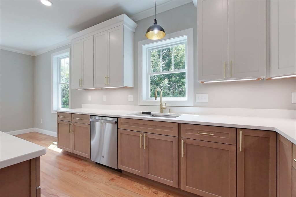 Single Family Residence at 10 Pleasant St, Templeton MA 01468, Templeton, photo 5 of 42