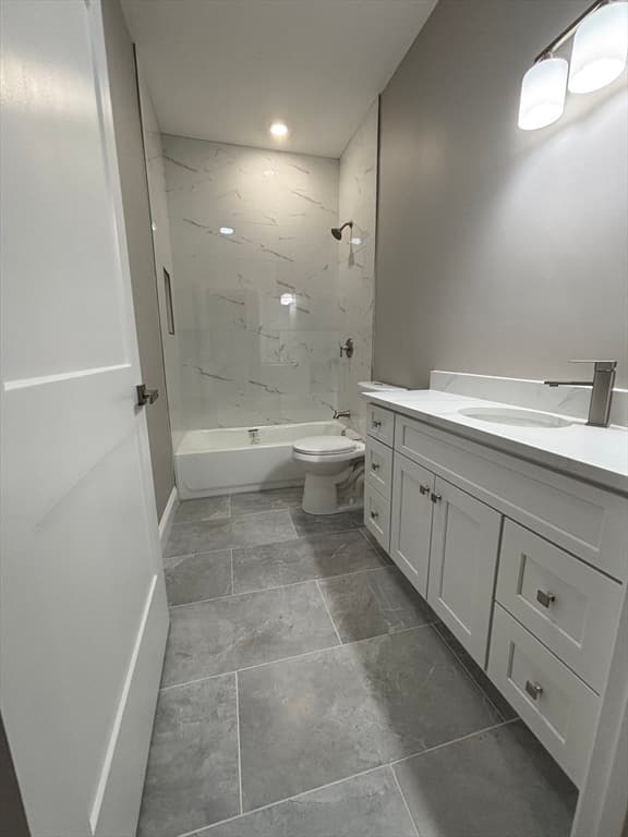 Condominium at 13 Nahant Street # 4B, Lynn MA 01902, photo 27 of 39