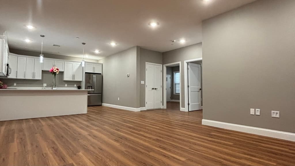 Condominium at 13 Nahant Street # 4B, Lynn MA 01902, photo 15 of 39