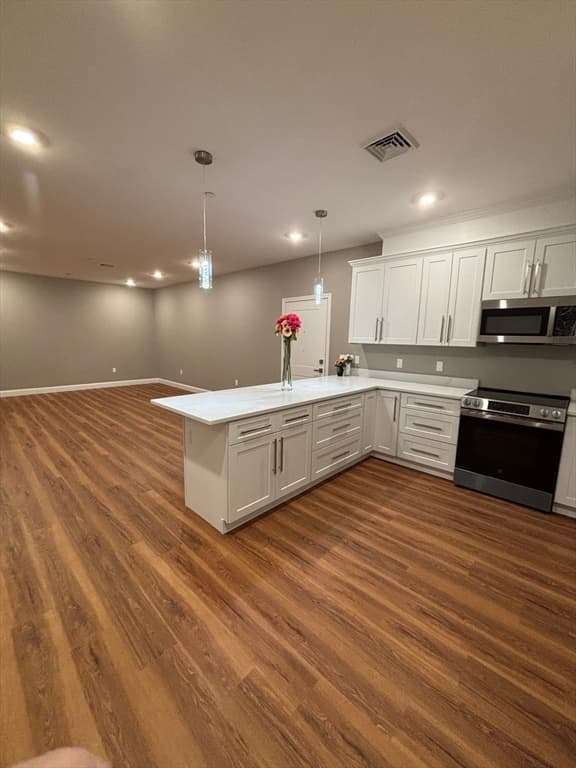 Condominium at 13 Nahant Street # 4B, Lynn MA 01902, photo 11 of 39