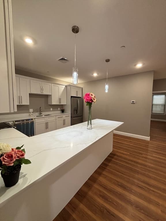 Condominium at 13 Nahant Street # 4B, Lynn MA 01902, photo 8 of 39