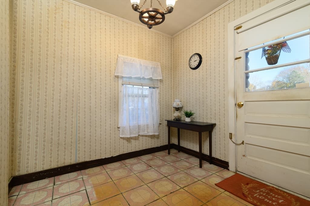 30 Puritan Rd, Weymouth MA 02189 photo 13