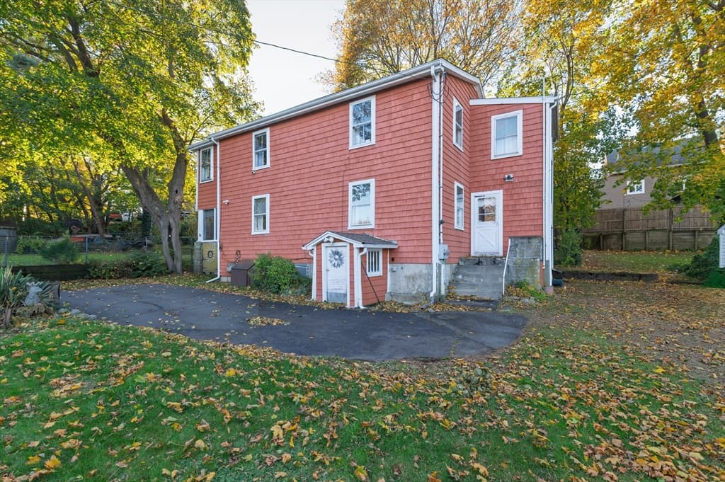 30 Puritan Rd, Weymouth MA 02189 photo 4