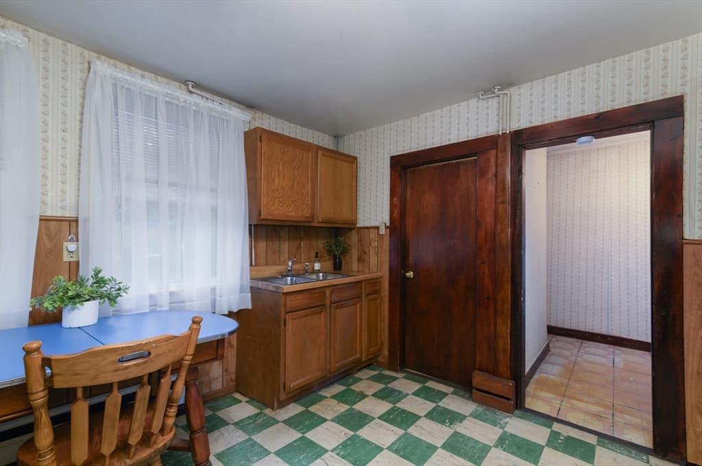 30 Puritan Rd, Weymouth MA 02189 photo 8
