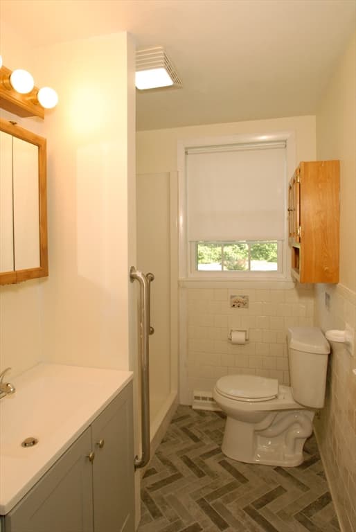 Single Family Residence at 7 Howard St, Milford MA 01757, photo 17 of 22