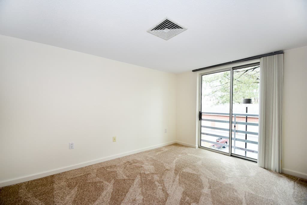 Condominium at 166 Place Ln # 166, Woburn MA 01801, Woburn, photo 16 of 26