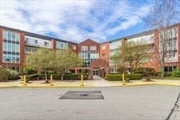 166 Place Ln # 166, Woburn MA 01801