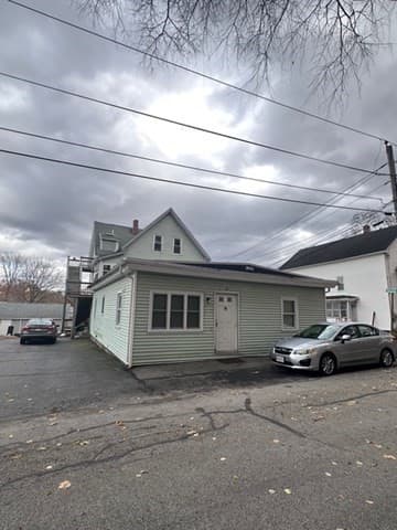 5-9 Family at 17 Mount Pleasant St, Webster MA 01570, Webster, photo 2 of 12