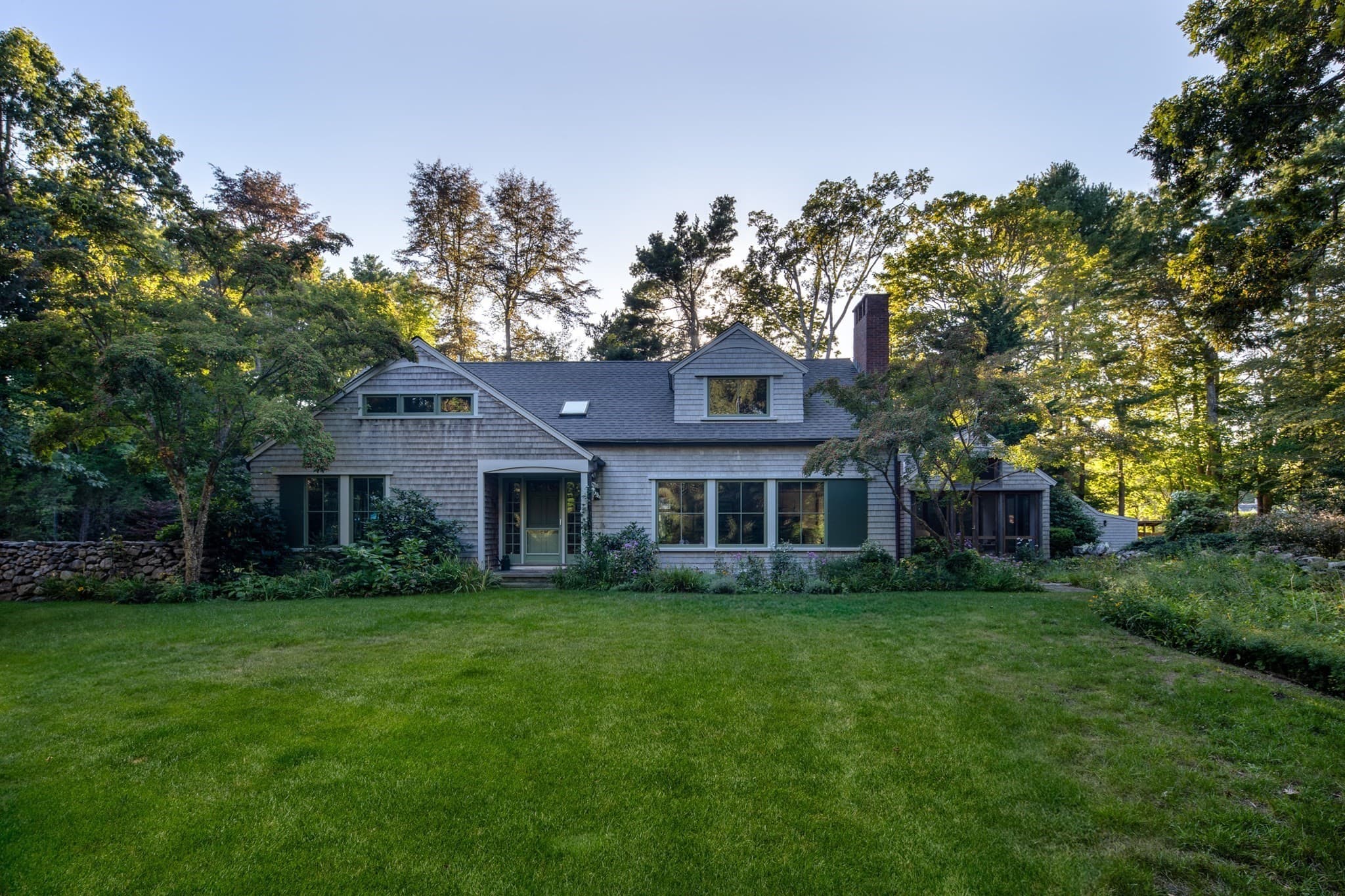 Single Family Residence at 16 Vine St, Marion MA 02738, Marion, photo 13 of 42