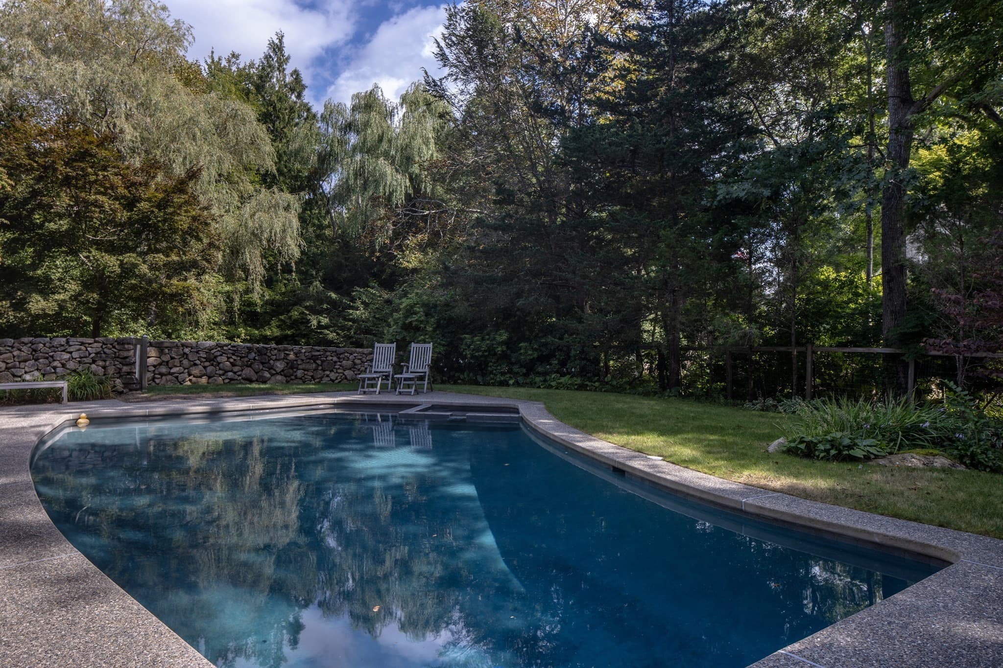 Single Family Residence at 16 Vine St, Marion MA 02738, Marion, photo 11 of 42