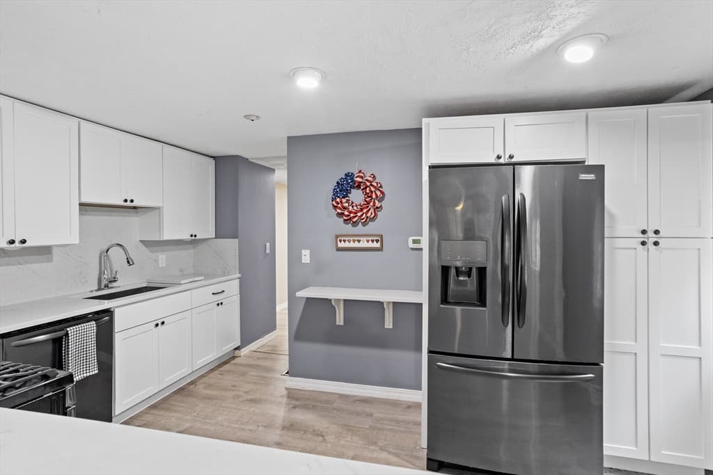 Condominium at 16 Middlesex Street # 4, Chelmsford MA 01863, Chelmsford, photo 11 of 27