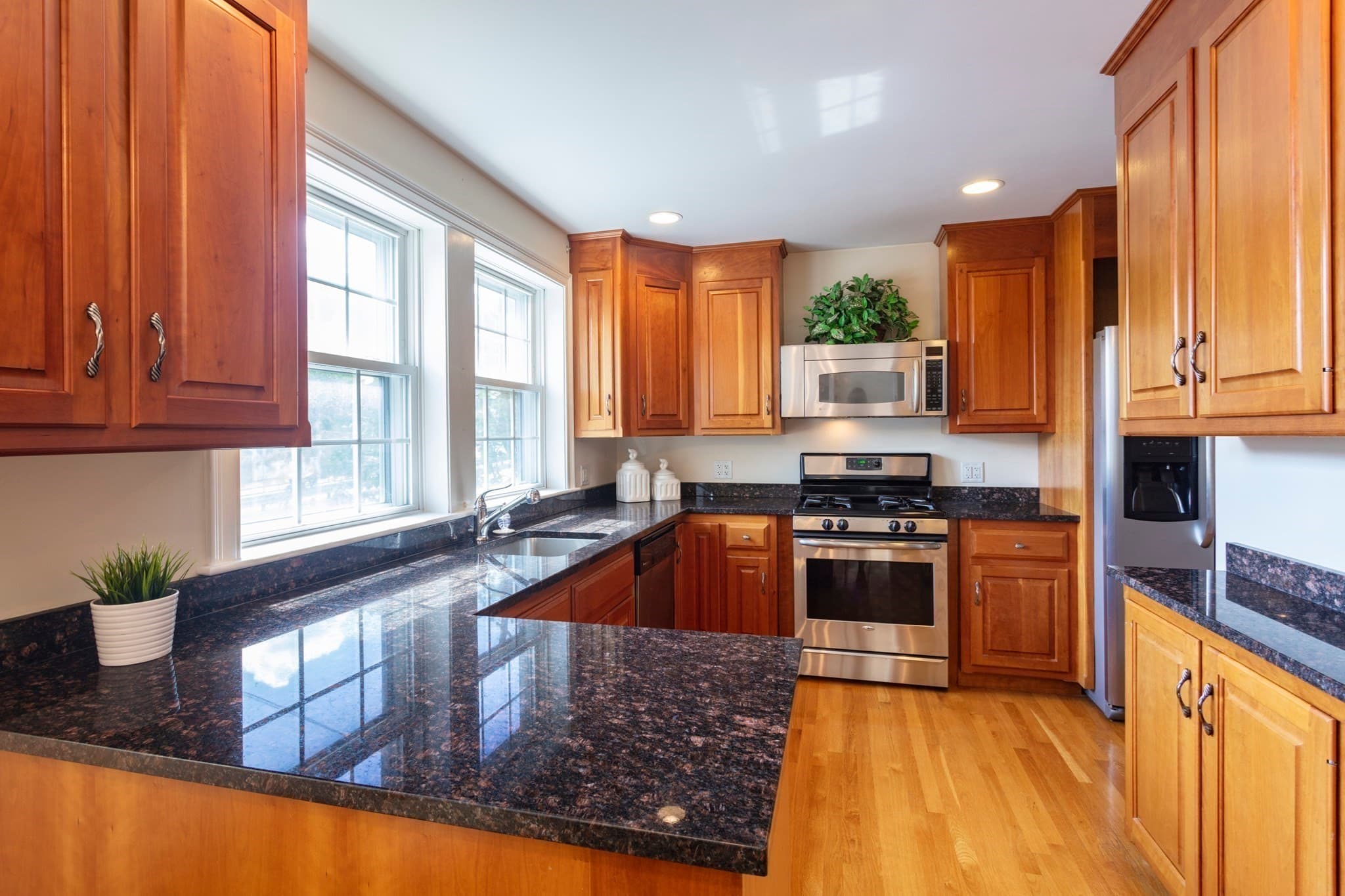 Condominium at 1077 Boylston St # 1, Newton MA 02461, Newton, photo 6 of 30