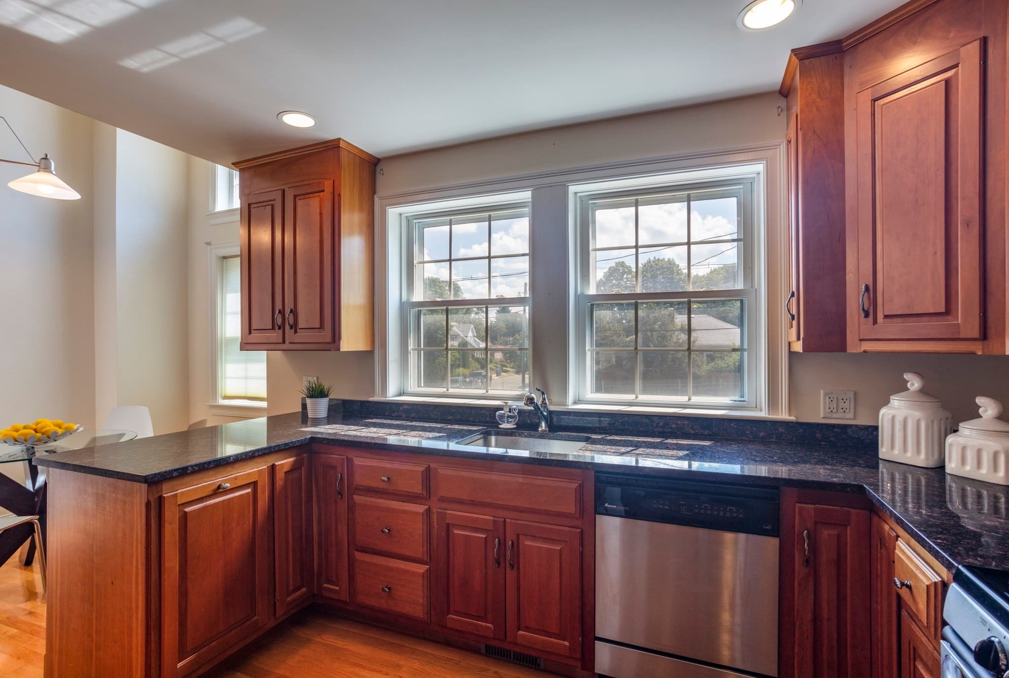 Condominium at 1077 Boylston St # 1, Newton MA 02461, Newton, photo 4 of 30