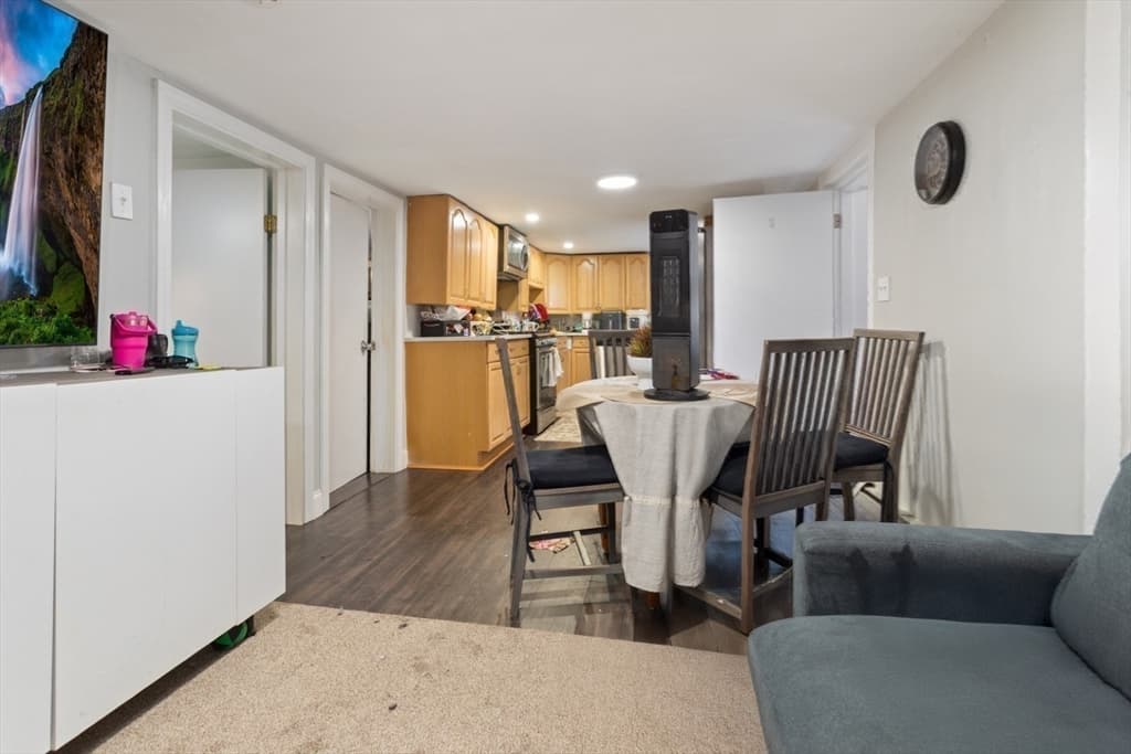 Multi Family at 14 Bay Rd, Revere MA 02151, photo 23 of 38