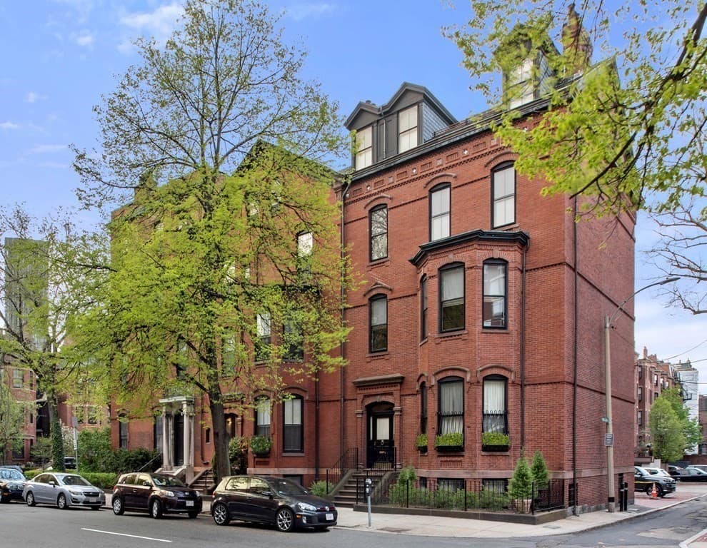Single Family Residence at 1 Fairfield Street, Boston MA 02116, photo 2 of 28