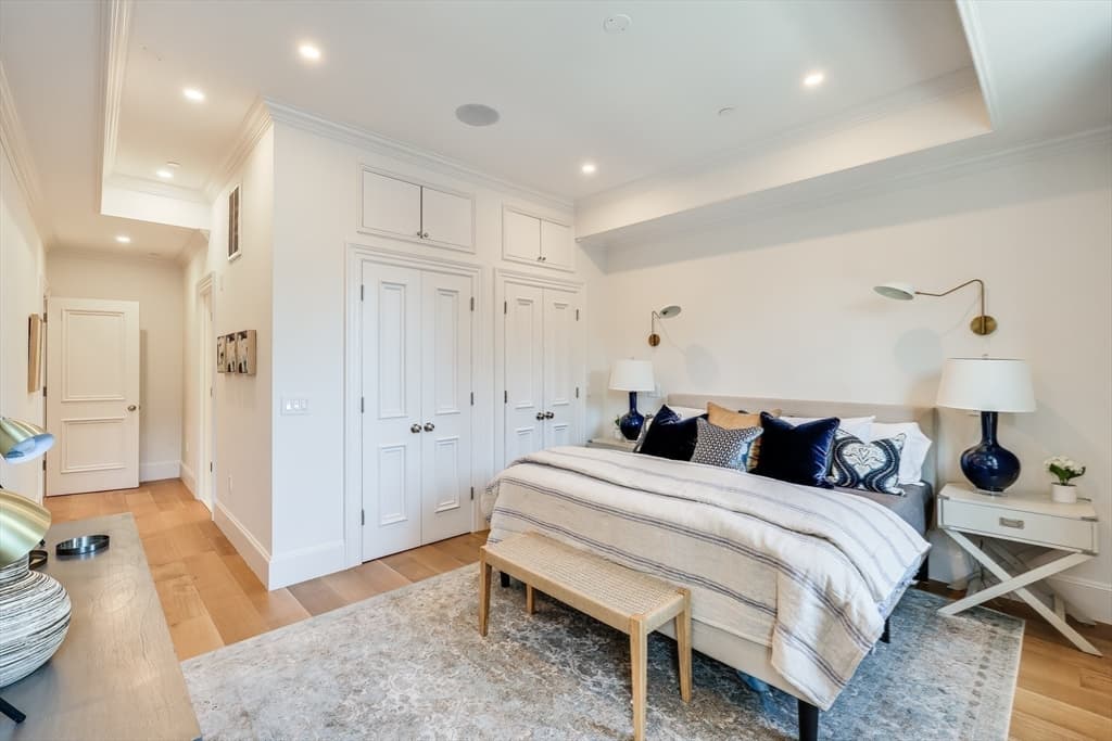 Single Family Residence at 1 Fairfield Street, Boston MA 02116, photo 10 of 28