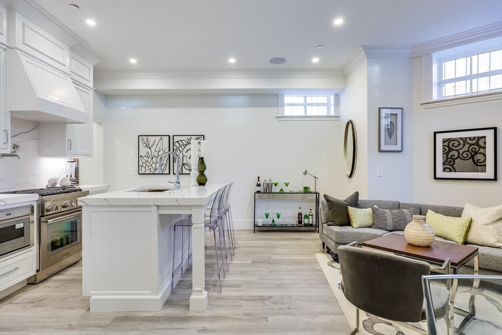 Single Family Residence at 1 Fairfield Street, Boston MA 02116, photo 11 of 28