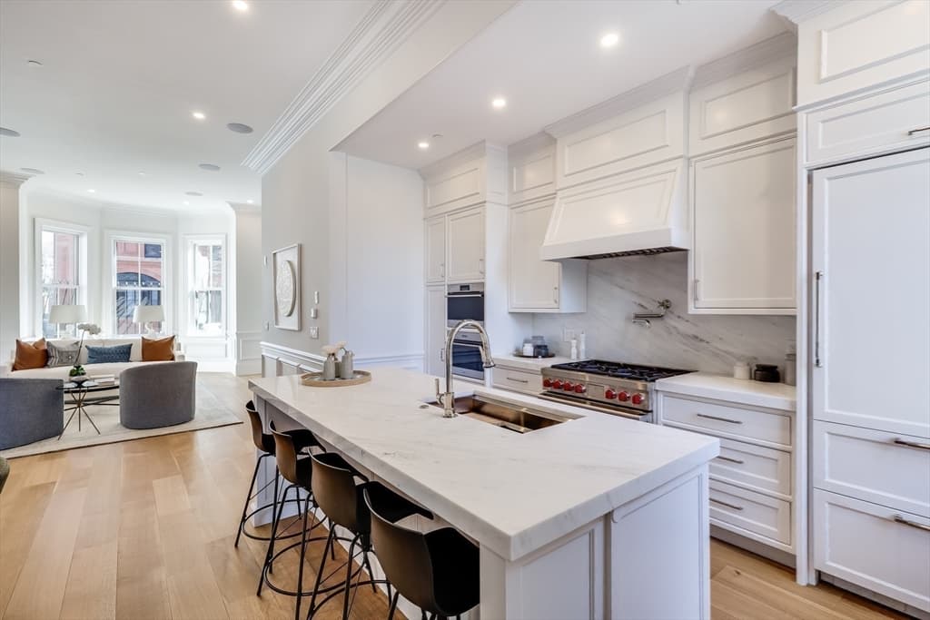 Single Family Residence at 1 Fairfield Street, Boston MA 02116, photo 25 of 28