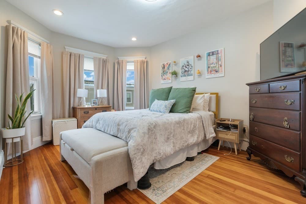 3 Family - 3 Units Up/Down at 24 Buttonwood Street, Boston MA 02125, Boston, photo 10 of 42