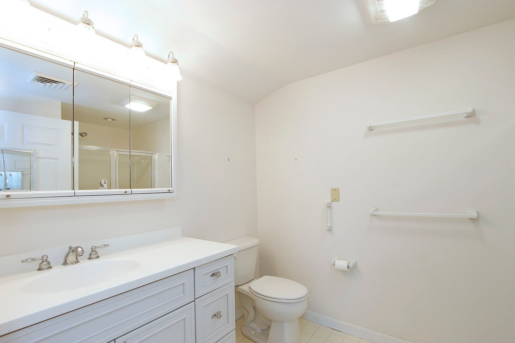 Condominium at 18 West Road # 307, Orleans MA 02653, photo 19 of 34