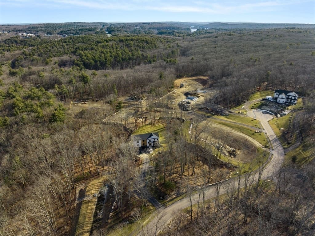 Single Family Residence at 3 Whisper Way, Hopkinton MA 01748, Hopkinton, photo 7 of 28