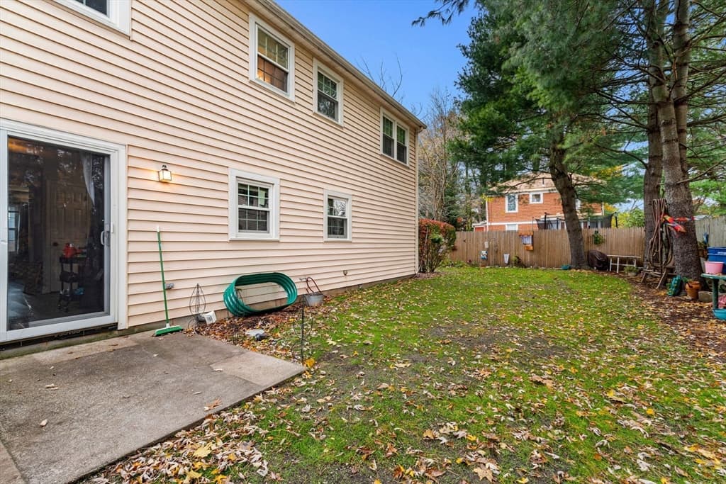Condominium at 23 Magnolia St # 2, Attleboro MA 02703, Attleboro, photo 28 of 32