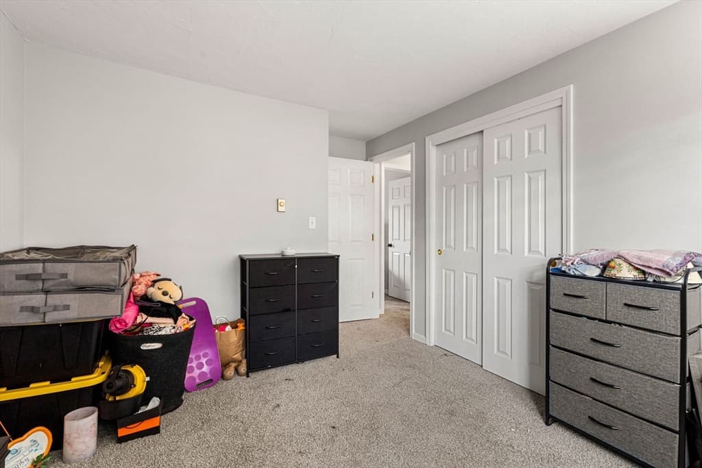 Condominium at 23 Magnolia St # 2, Attleboro MA 02703, Attleboro, photo 18 of 32