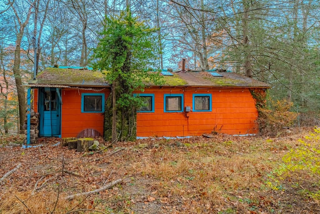 Single Family Residence at 38 King Dr, Wilbraham MA 01095, photo 7 of 21