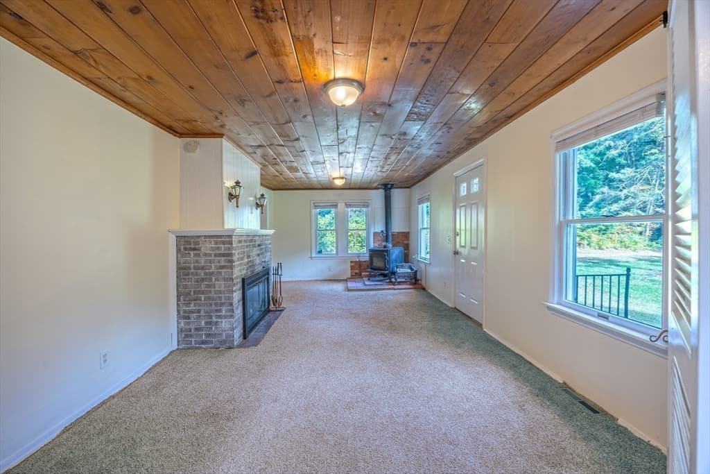 Single Family Residence at 763 Stony Hill Rd, Wilbraham MA 01095, photo 11 of 30