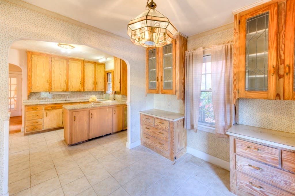 Single Family Residence at 24 Hadwen Road, Worcester MA 01602, photo 27 of 42