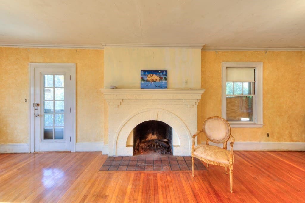 Single Family Residence at 24 Hadwen Road, Worcester MA 01602, photo 13 of 42