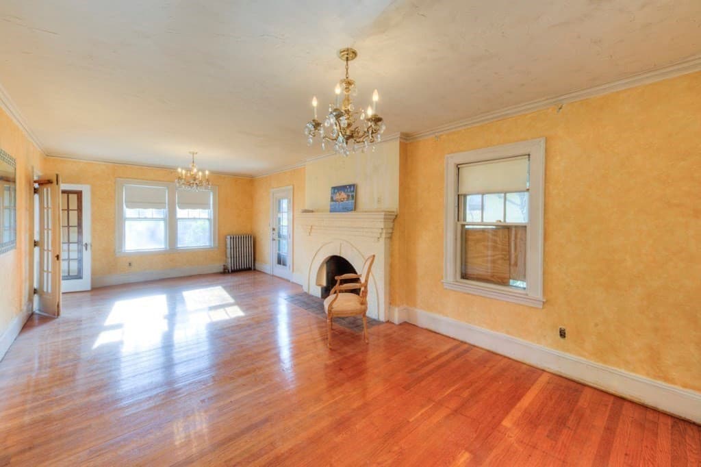 Single Family Residence at 24 Hadwen Road, Worcester MA 01602, photo 12 of 42