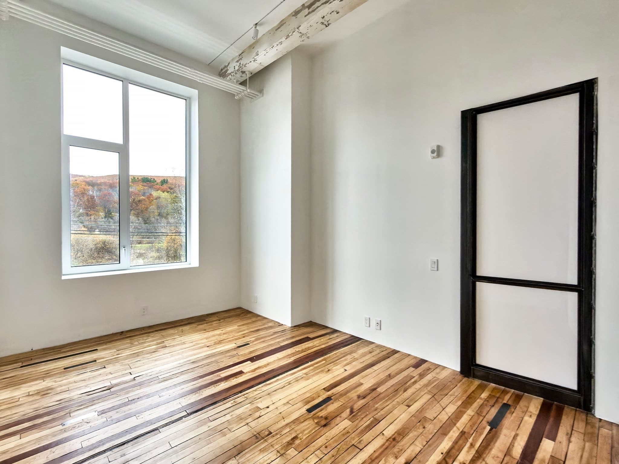 Condominium at 520 State Road # 208, North Adams MA 01247, photo 15 of 37