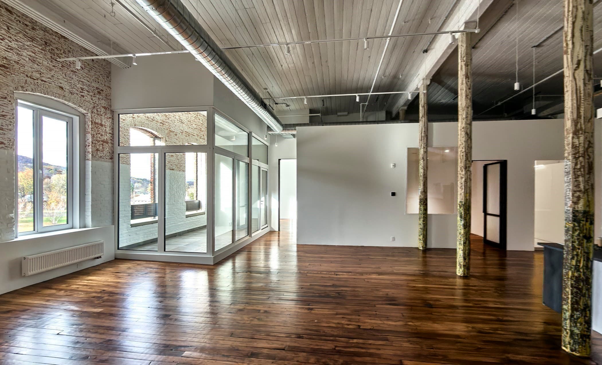 Condominium at 520 State Road # 402, North Adams MA 01247, photo 13 of 38