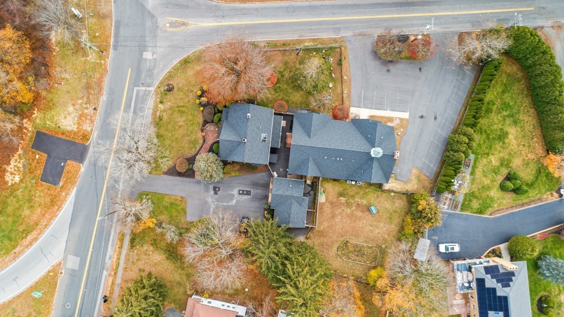 Commercial Sale at 70 Main Street, Lynnfield MA 01940, photo 12 of 13