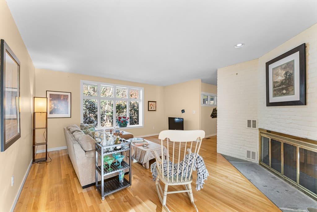 Single Family Residence at 84 Davison Dr., Lincoln MA 01773, Lincoln, photo 17 of 36