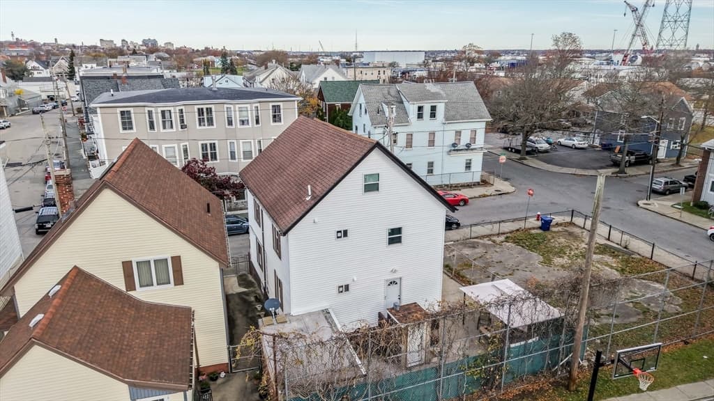 150 Blackmer St, New Bedford MA 02744 photo 6