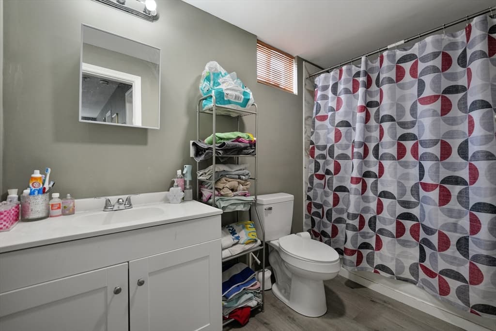 150 Blackmer St, New Bedford MA 02744 photo 8