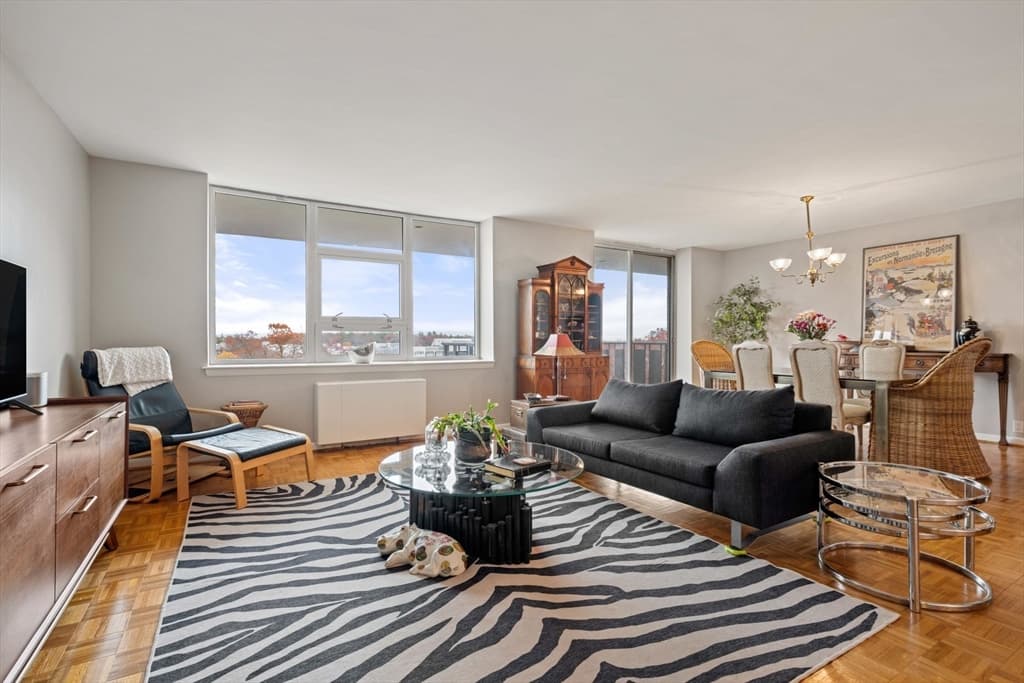 Condominium at 280 Boylston St # 908, Newton MA 02467, Newton, photo 12 of 28