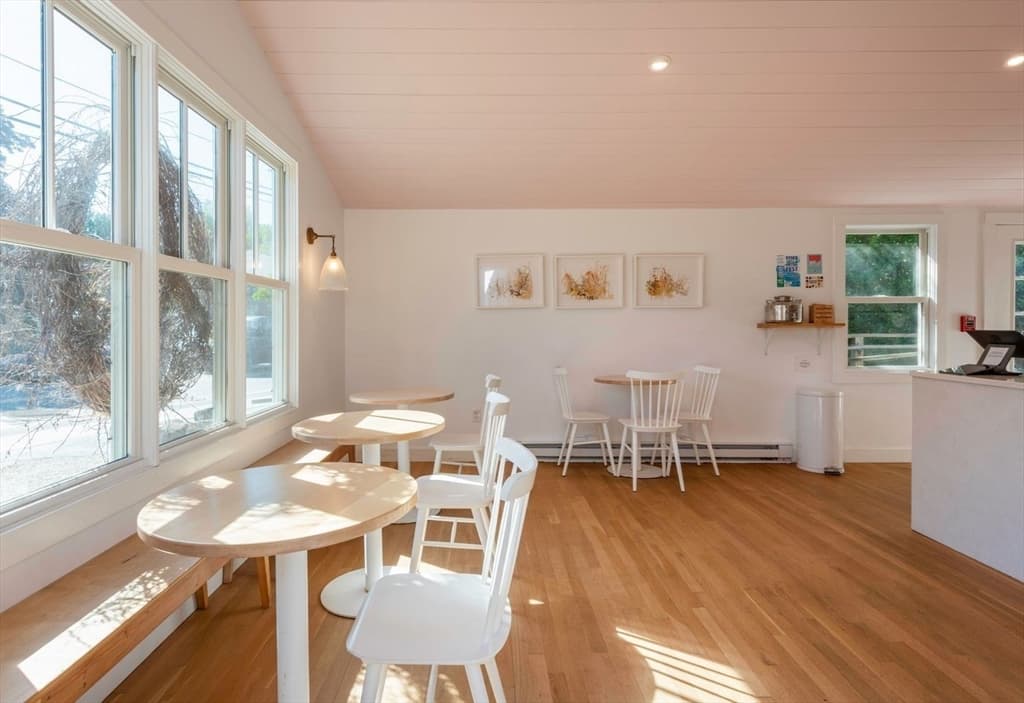 162 Main St, Essex MA 01929 photo 12