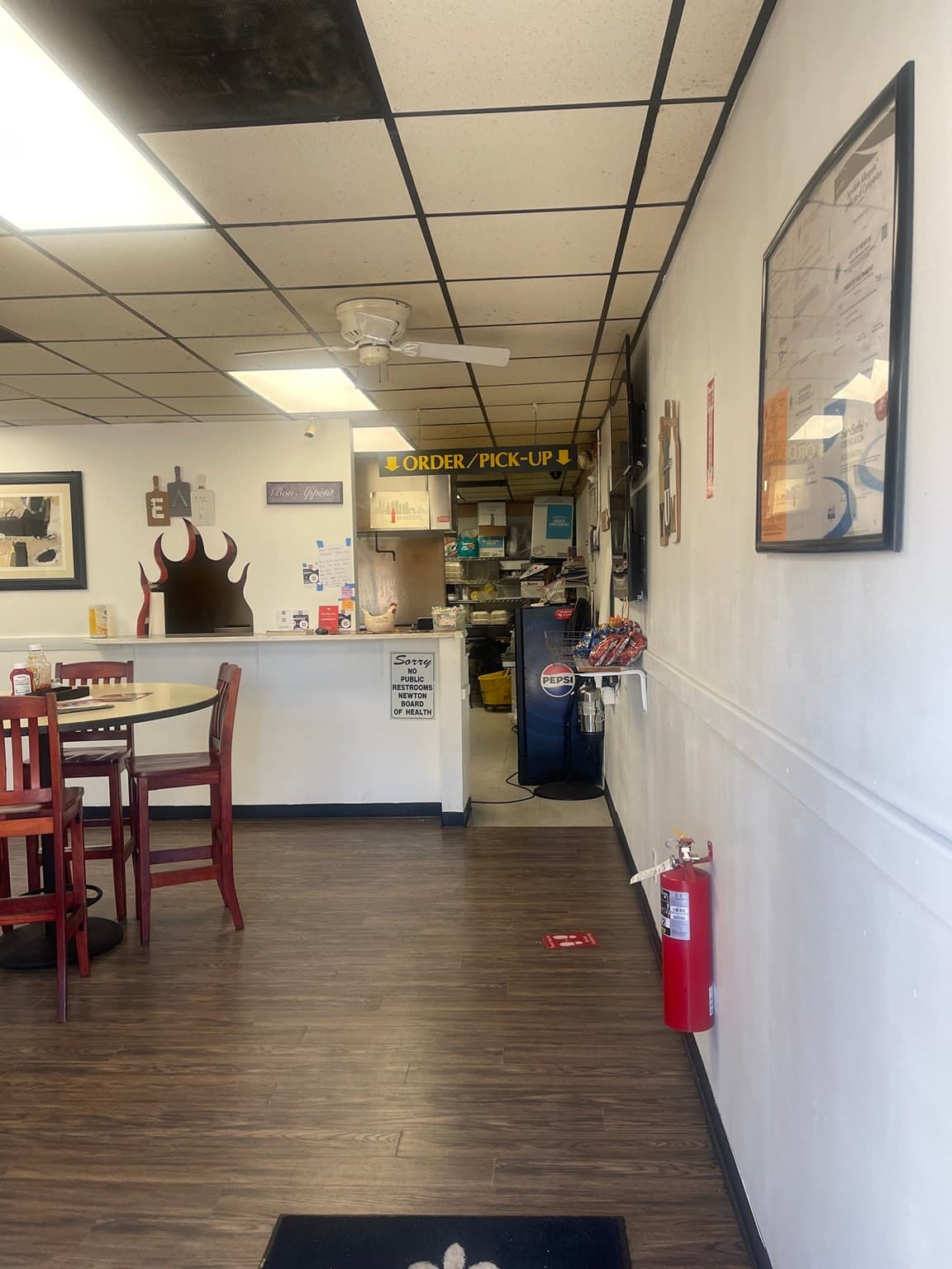 Business Opportunity at 197 North St, Newton MA 02460, photo 5 of 12