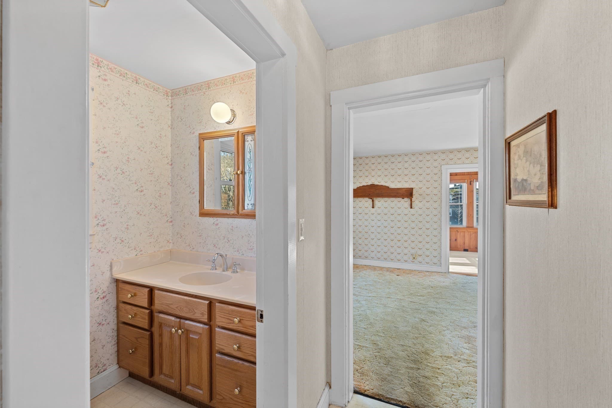 Single Family Residence at 212 Pearl St, Gardner MA 01440, photo 11 of 41