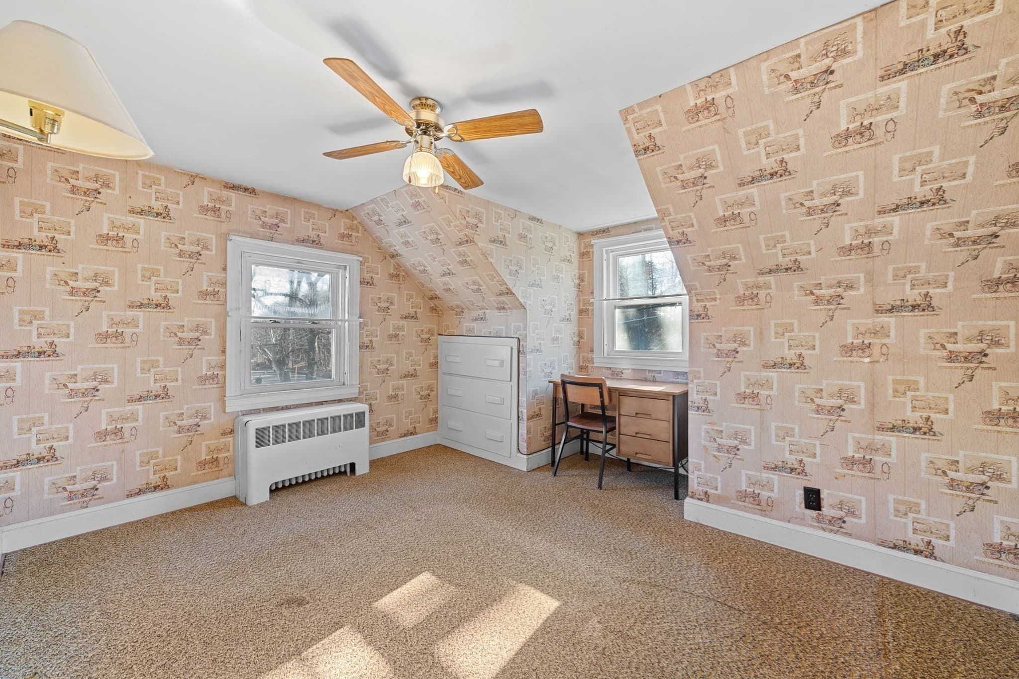 Single Family Residence at 212 Pearl St, Gardner MA 01440, photo 19 of 41