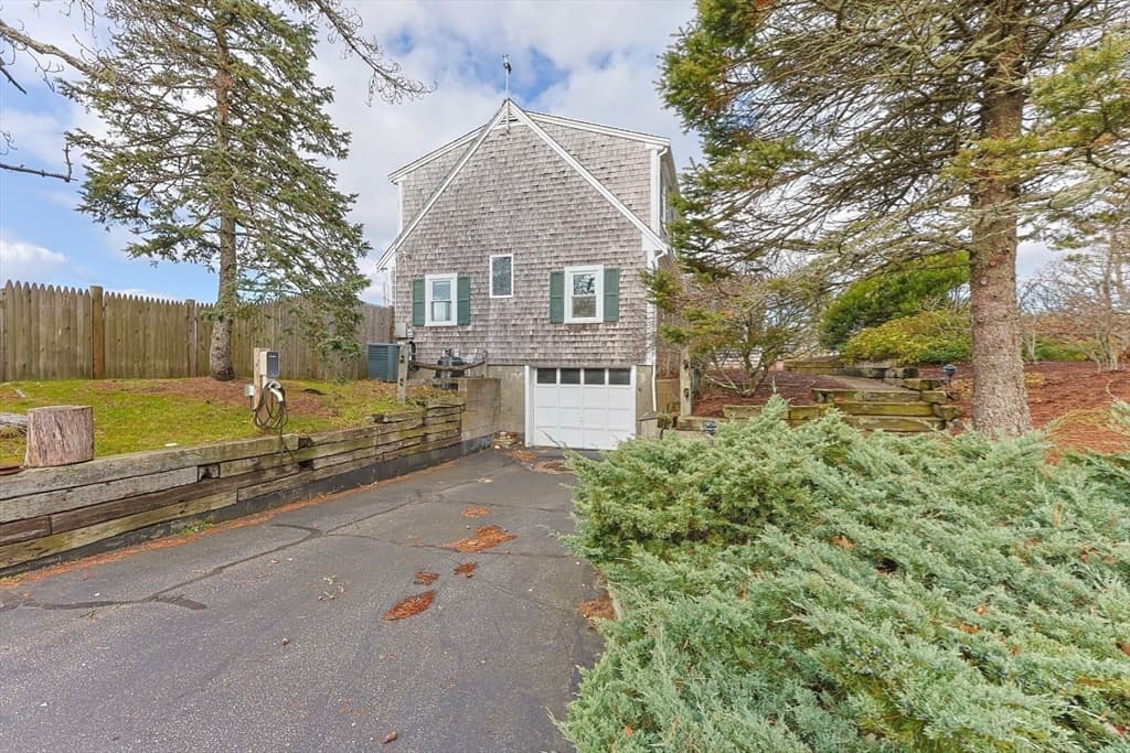 Single Family Residence at 92 Indian Trail, Chatham MA 02633, Chatham, photo 29 of 41