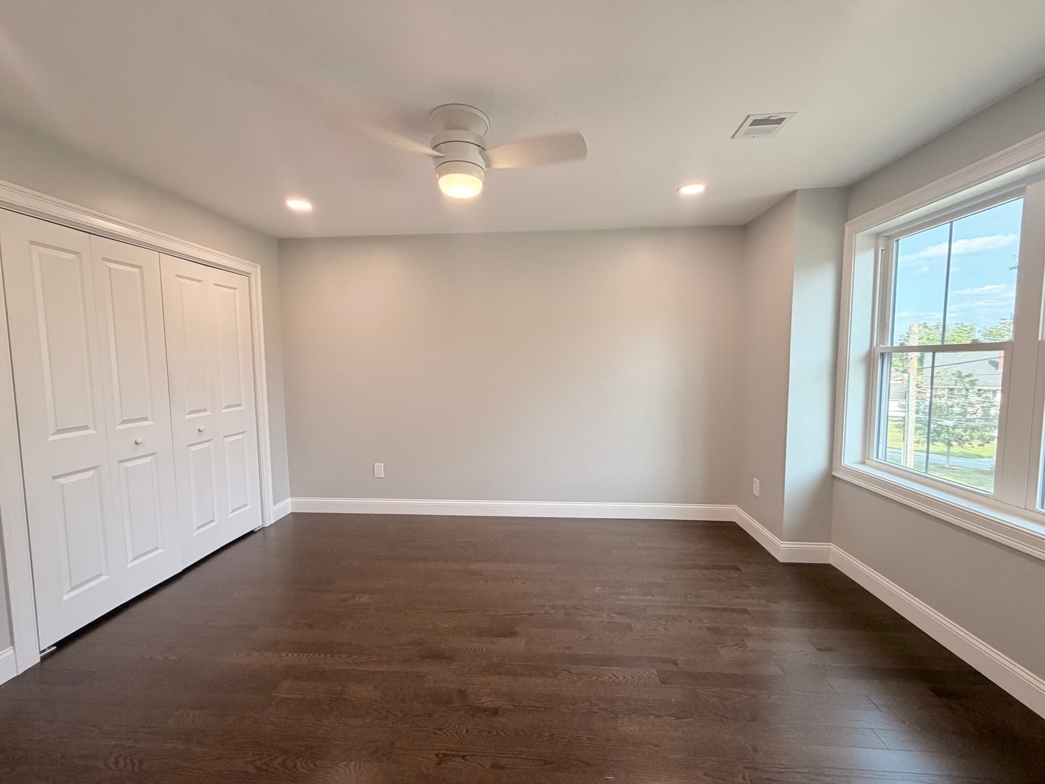 Condominium at 9 Acton Rd # 6, Chelmsford MA 01824, photo 11 of 24