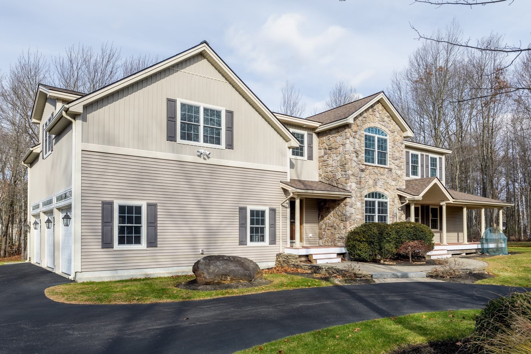 Single Family Residence at 837 Mount Elam Rd, Fitchburg MA 01420, Fitchburg, photo 3 of 42
