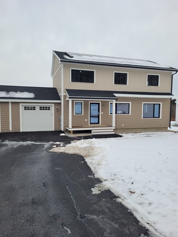 21 Windsor Lane # B, Hudson NH 03051