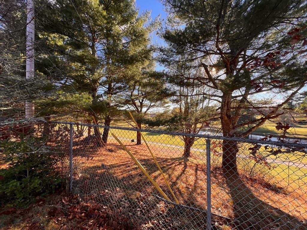33 Reservoir Ave, Lakeville MA 02347 photo 5